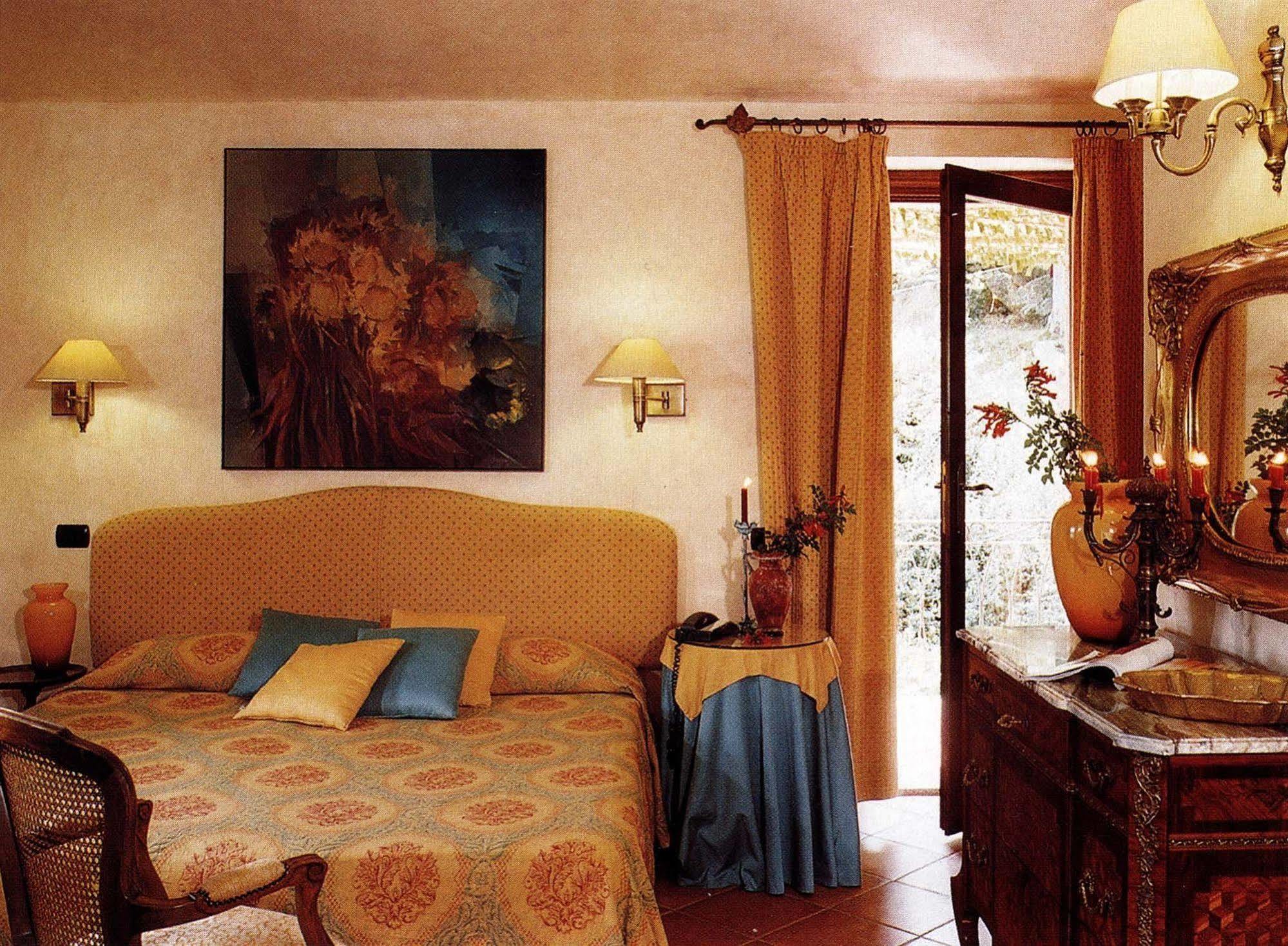 L'Agnata Di De Andre Boutique Hotel เทมปิโอ เปาซาเนีย ภายนอก รูปภาพ