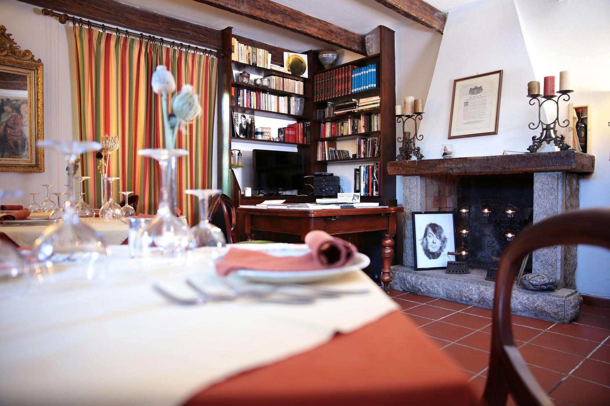 L'Agnata Di De Andre Boutique Hotel เทมปิโอ เปาซาเนีย ภายนอก รูปภาพ